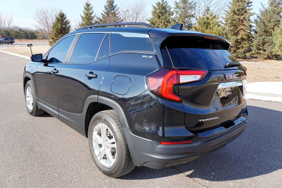 2022 GMC Terrain - Image 6 of 21