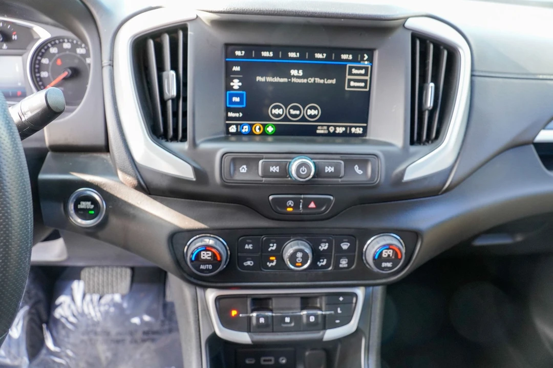 2022 GMC Terrain - Image 12 of 31