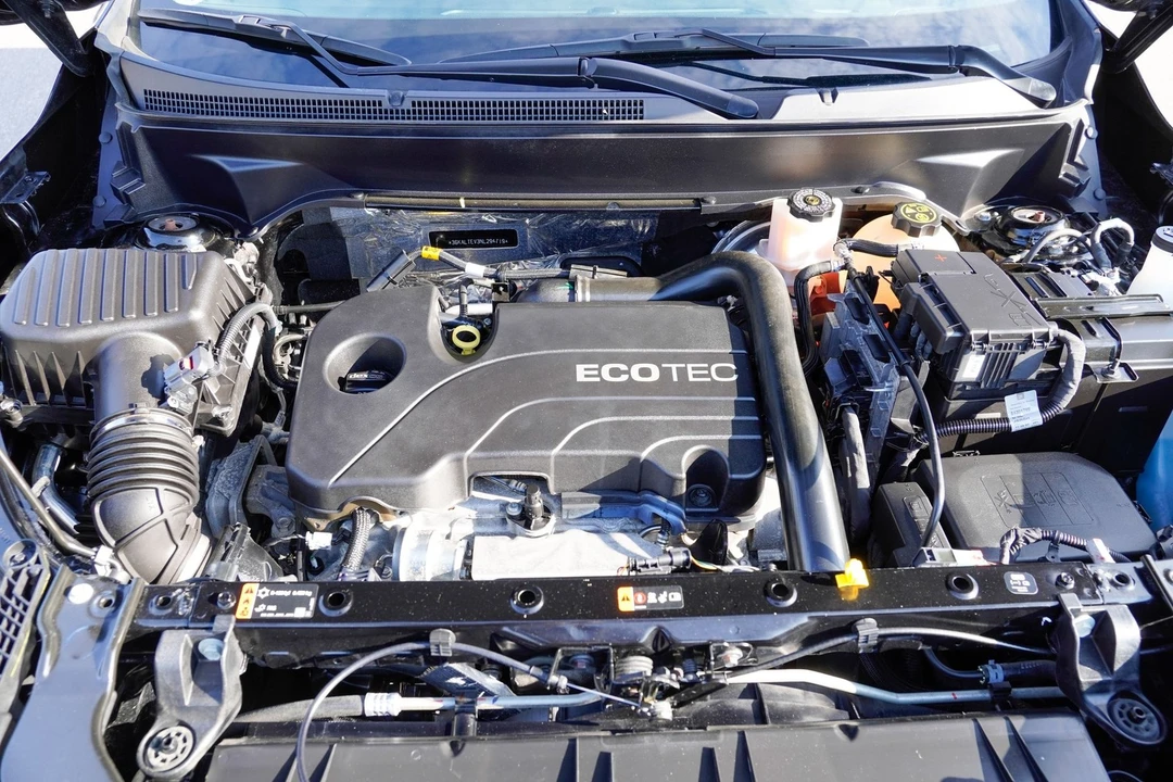 2022 GMC Terrain - Image 16 of 21