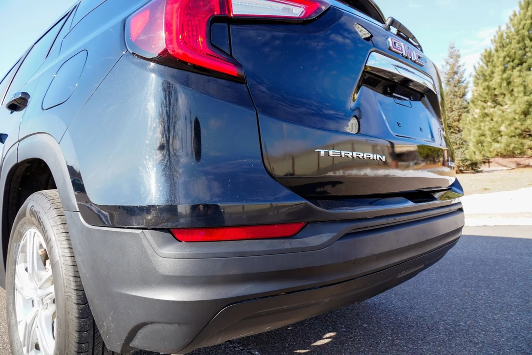 2022 GMC Terrain - Image 26 of 31