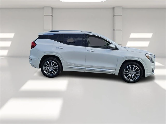 2022 GMC Terrain - Image 6 of 21