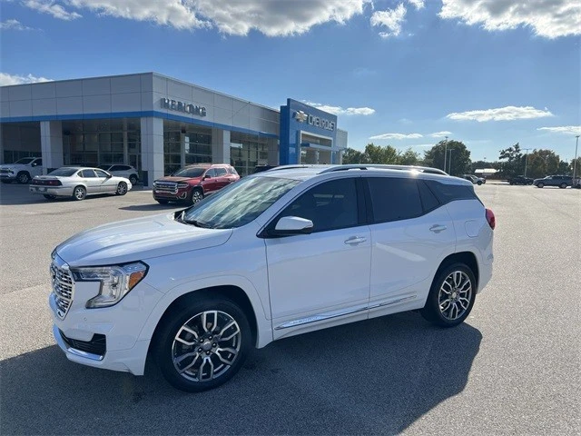 2022 GMC Terrain - Image 4 of 21