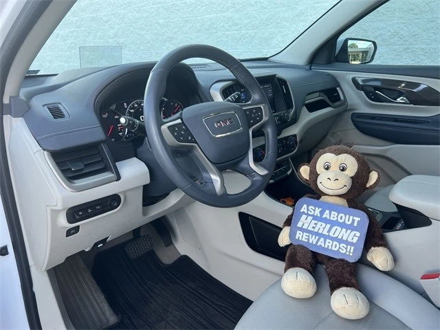 2022 GMC Terrain - Image 10 of 12