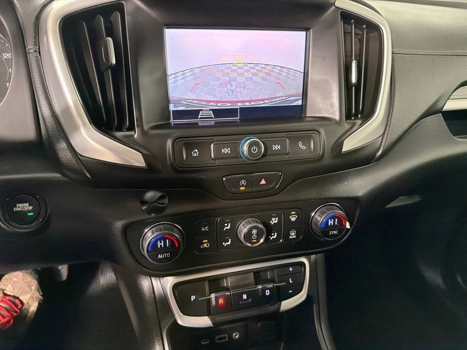 2022 GMC Terrain - Image 18 of 21