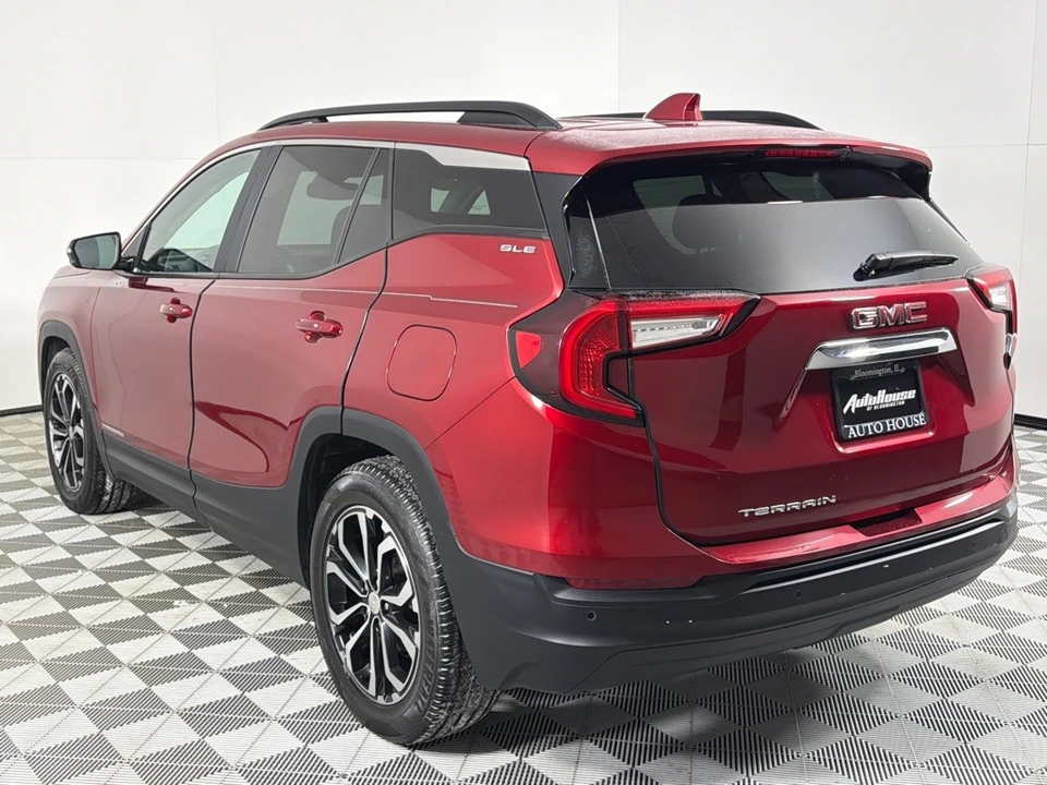 2022 GMC Terrain - Image 7 of 21