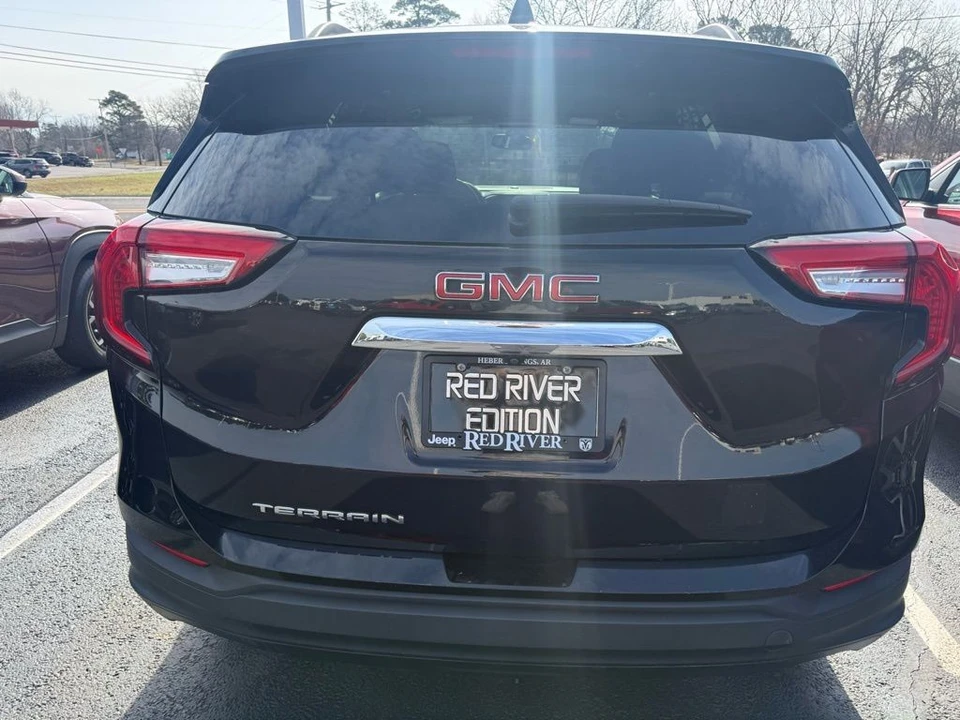 2022 GMC Terrain - Image 7 of 21