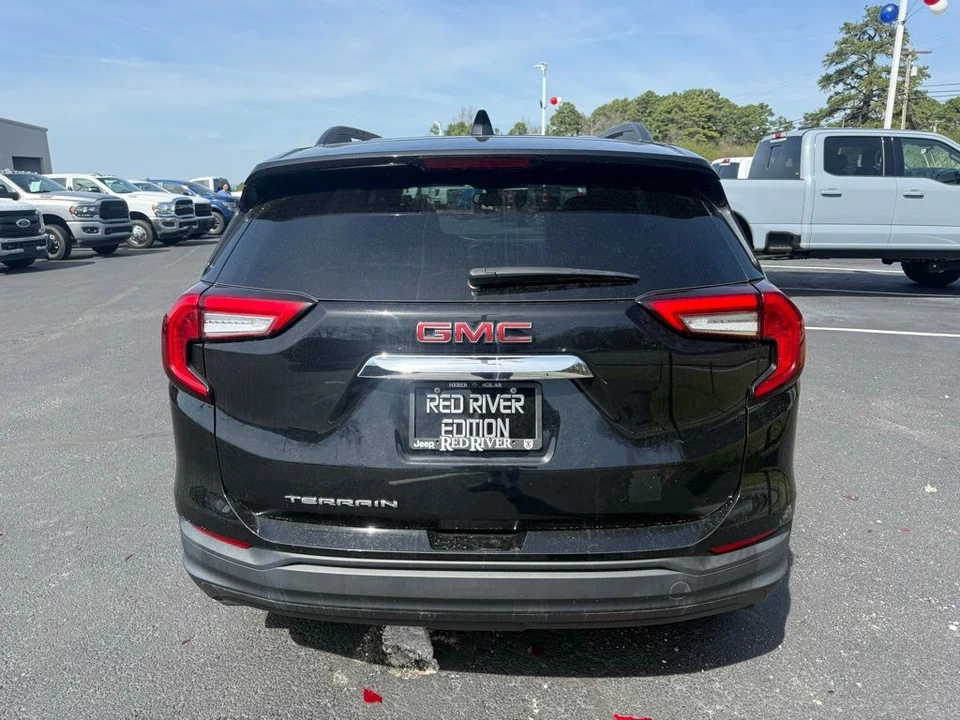 2022 GMC Terrain - Image 6 of 21