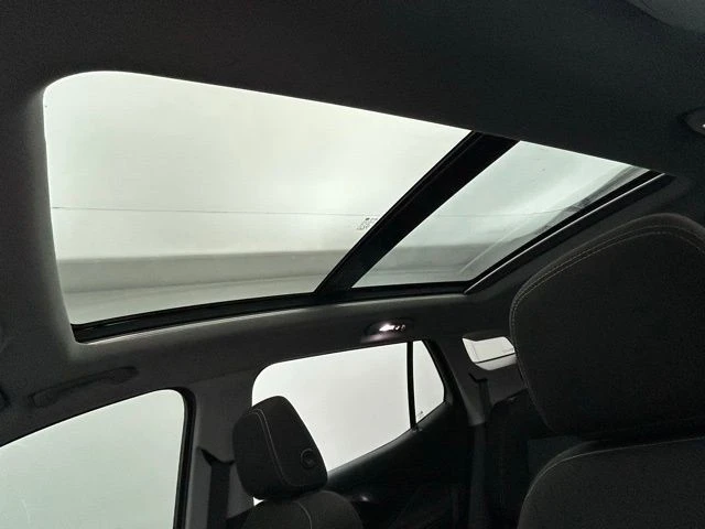 2022 GMC Terrain - Image 7 of 12