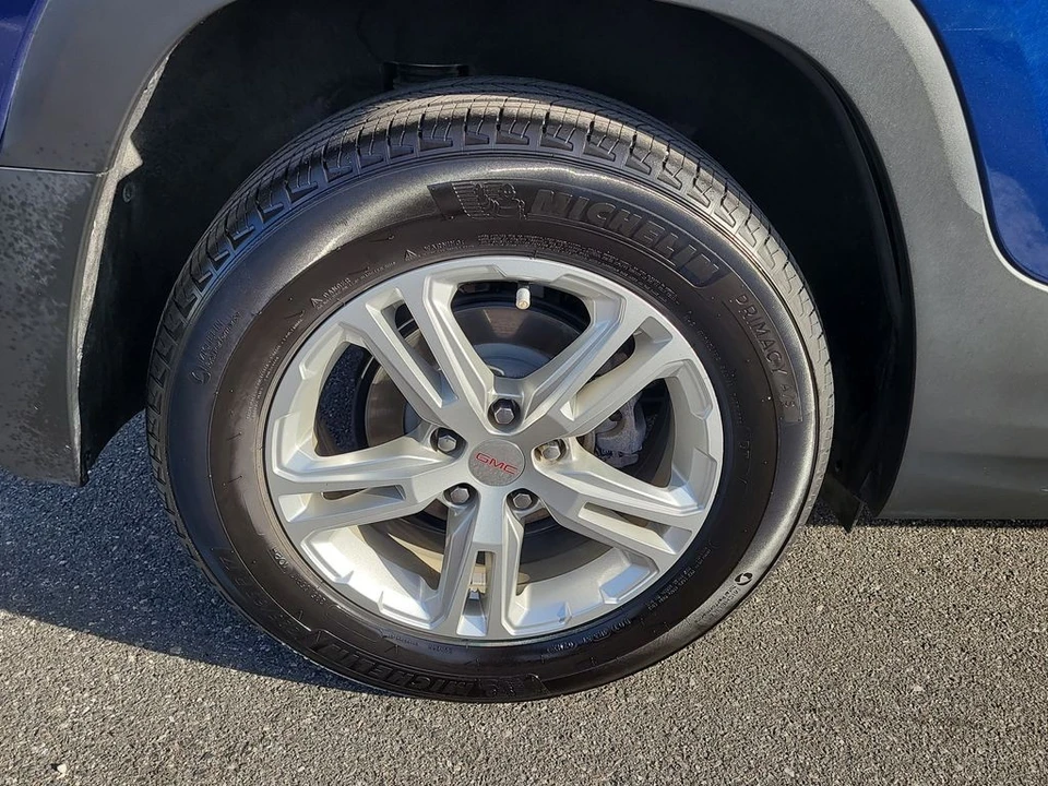2022 GMC Terrain - Image 5 of 12