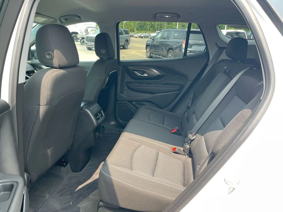 2022 GMC Terrain - Image 11 of 12