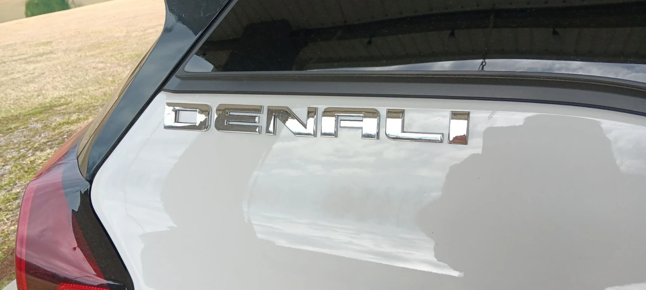 2022 GMC Terrain - Image 15 of 21