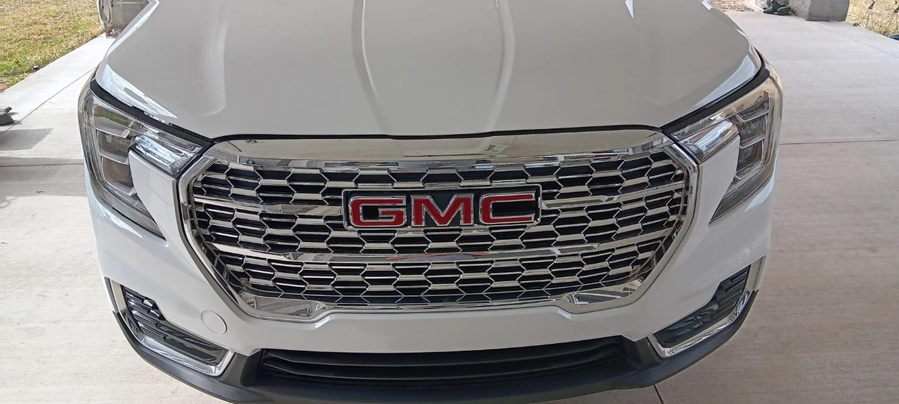 2022 GMC Terrain - Image 9 of 21