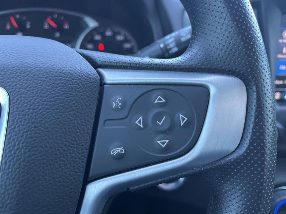 2022 GMC Terrain - Image 19 of 21