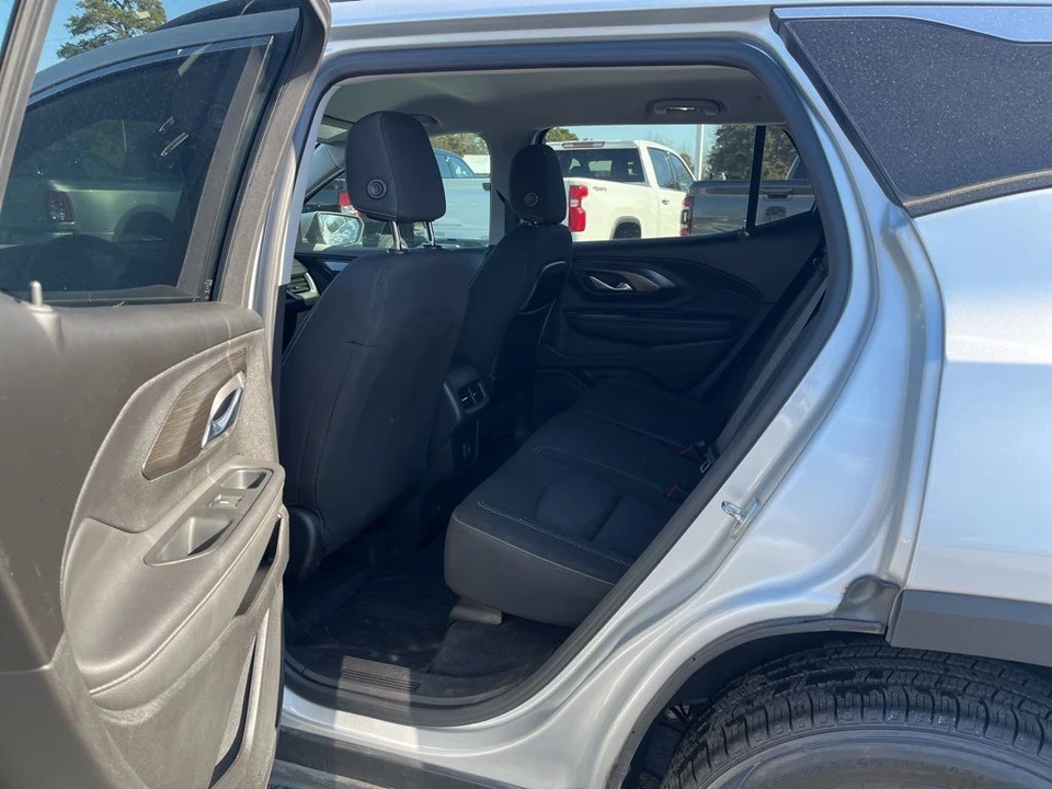 2022 GMC Terrain - Image 12 of 21