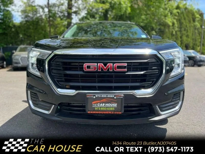 2022 GMC Terrain - Image 5 of 12