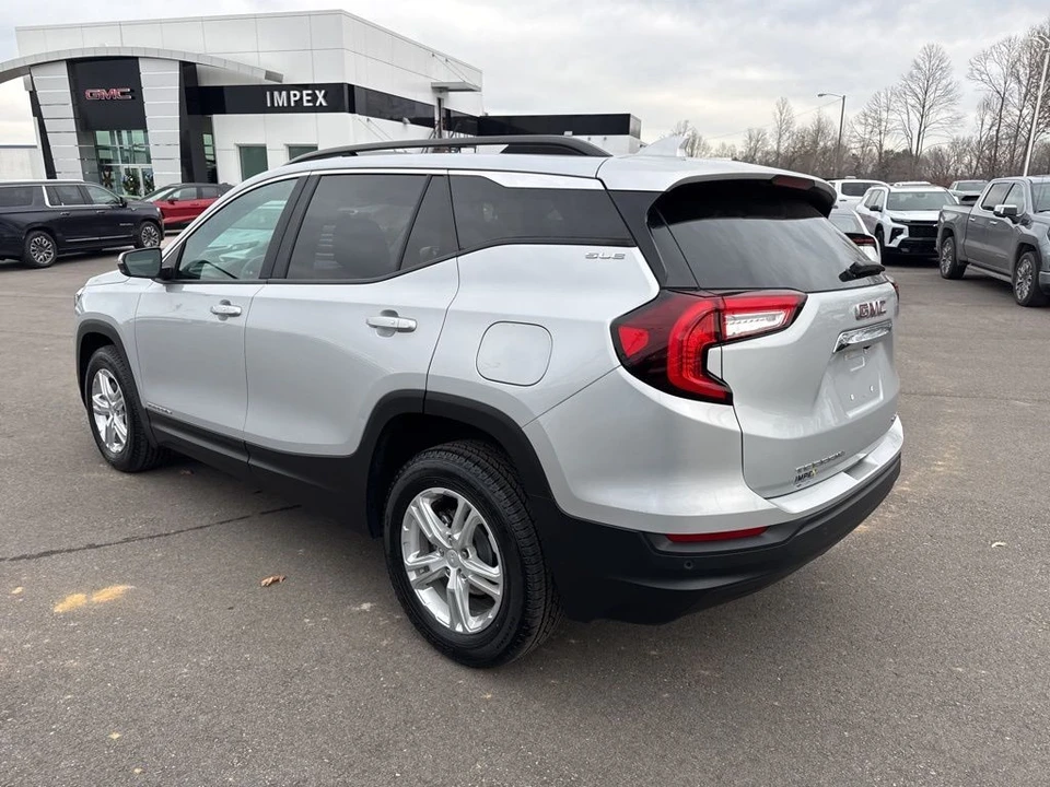 2022 GMC Terrain - Image 3 of 12
