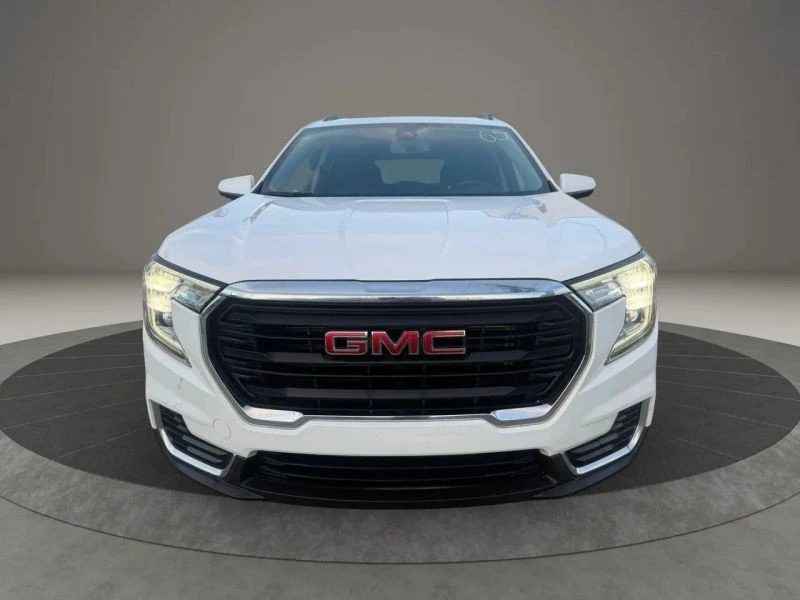 2022 GMC Terrain - Image 2 of 12