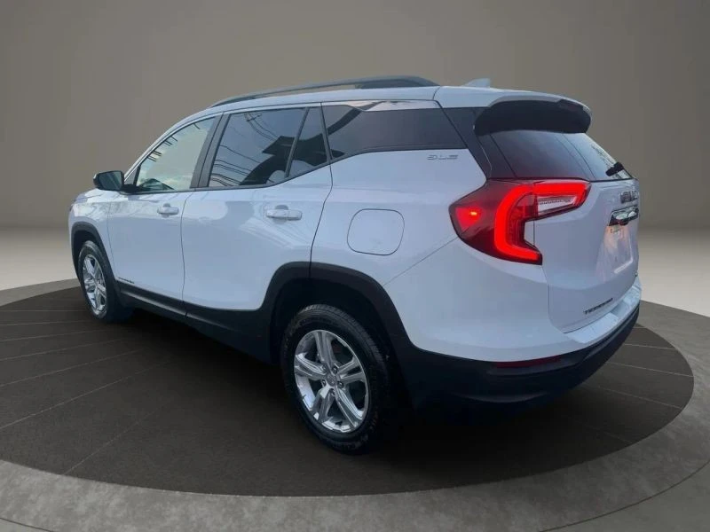 2022 GMC Terrain - Image 7 of 12