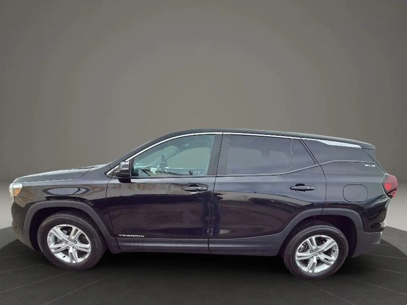 2022 GMC Terrain - Image 8 of 12
