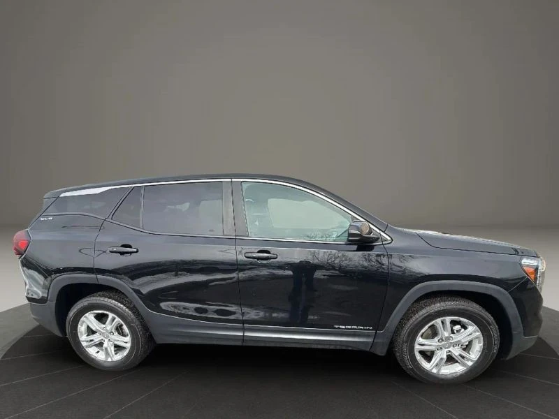 2022 GMC Terrain - Image 4 of 12
