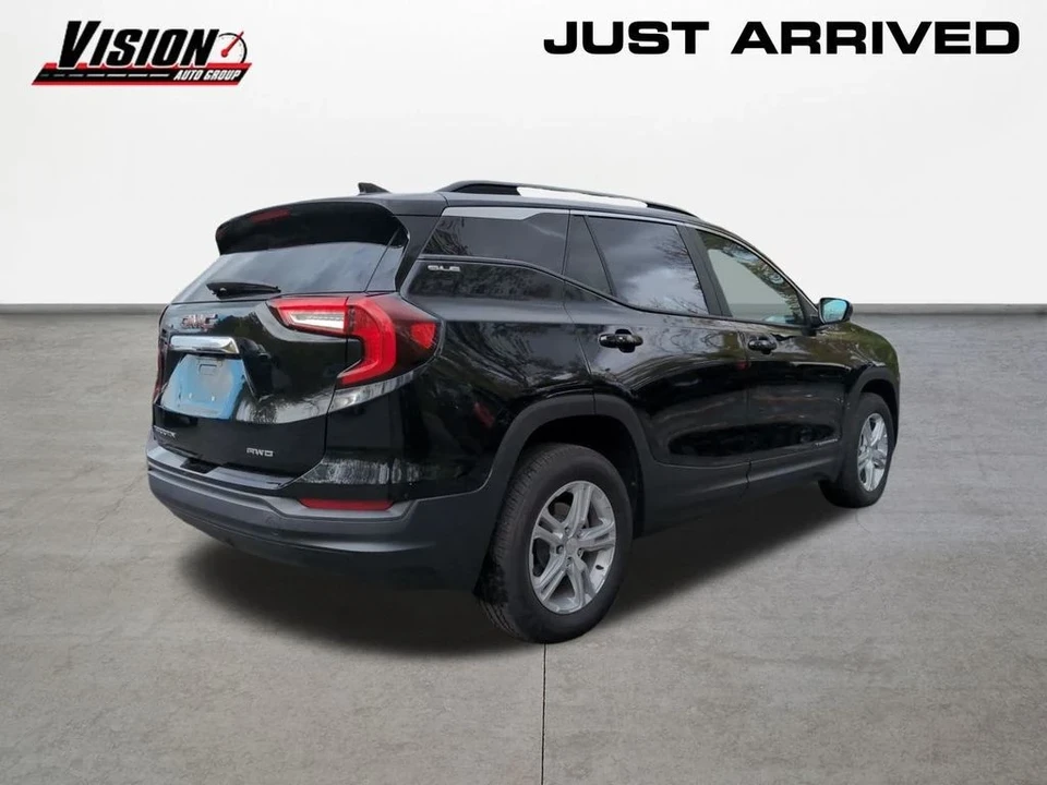 2022 GMC Terrain - Image 5 of 9