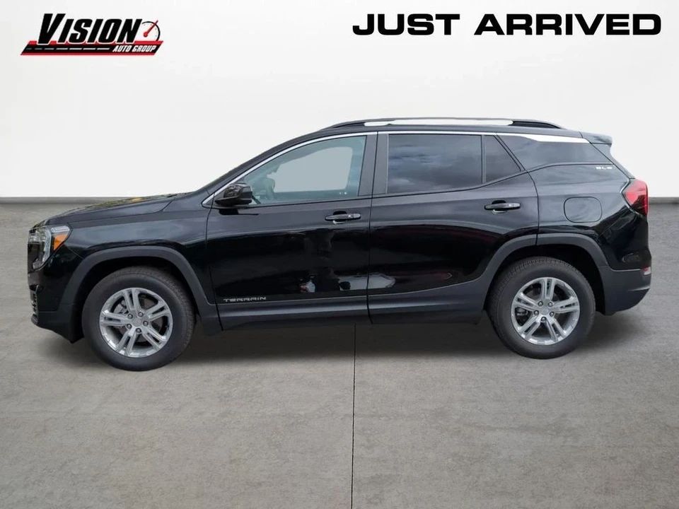 2022 GMC Terrain - Image 8 of 9