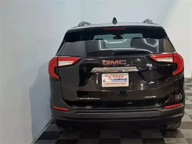 2022 GMC Terrain - Image 5 of 12