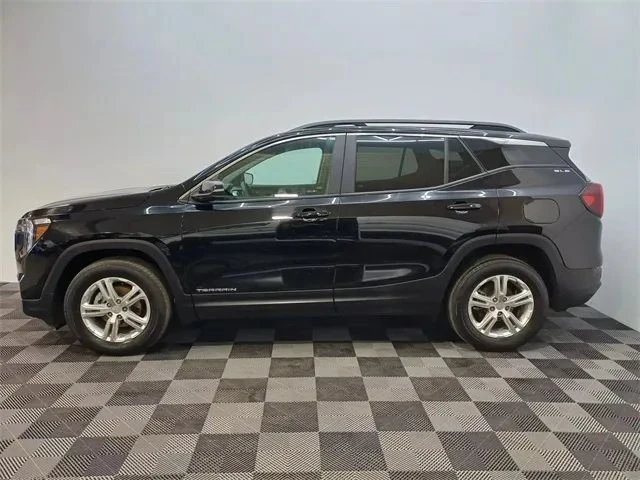 2022 GMC Terrain - Image 6 of 12