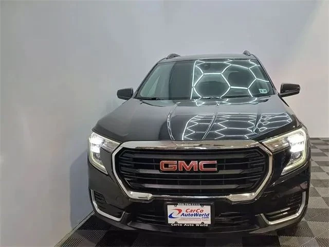 2022 GMC Terrain - Image 2 of 12