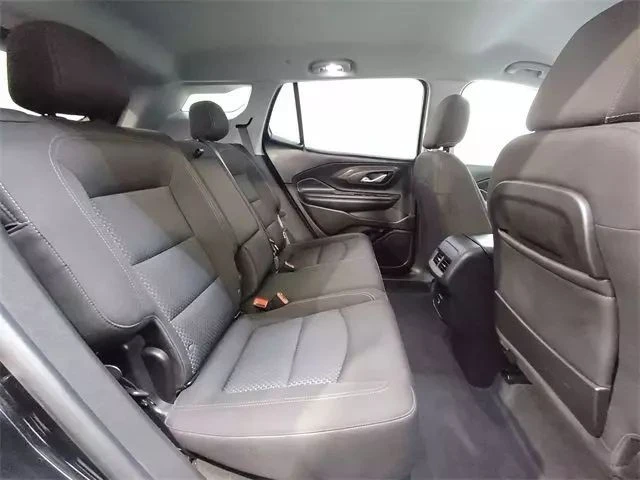 2022 GMC Terrain - Image 11 of 12