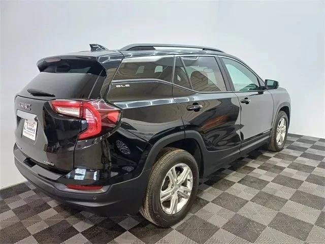2022 GMC Terrain - Image 4 of 12
