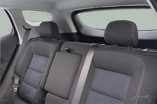2022 GMC Terrain - Image 19 of 21
