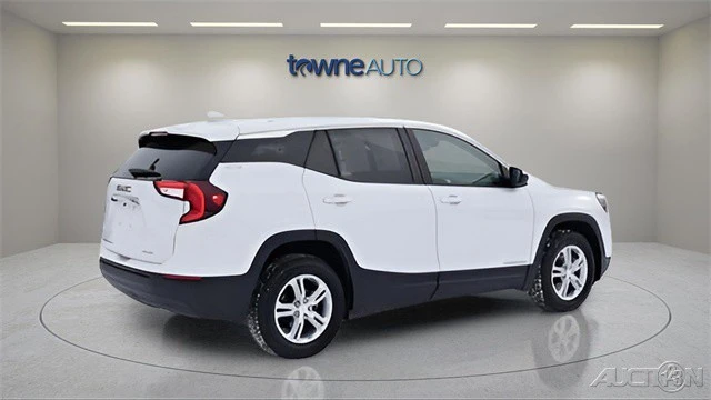 2022 GMC Terrain - Image 4 of 21