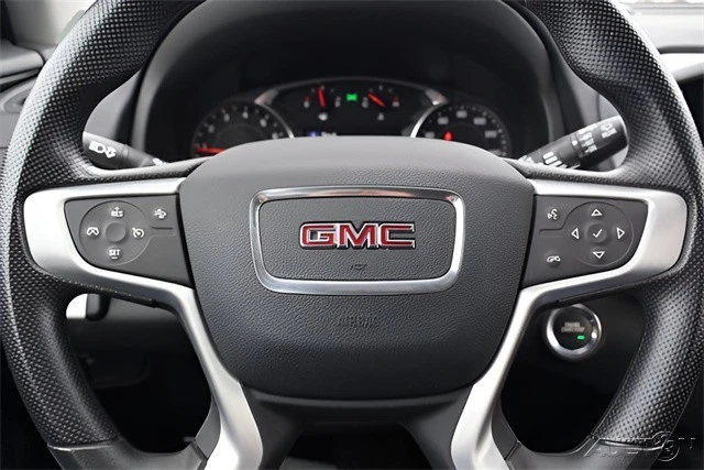 2022 GMC Terrain - Image 11 of 21