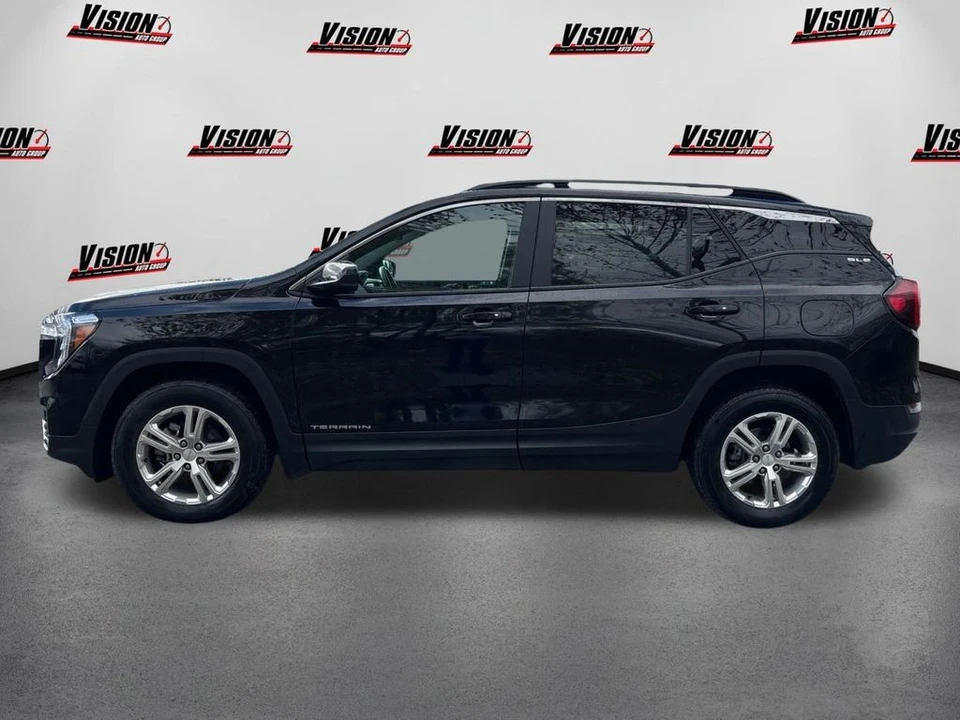 2022 GMC Terrain - Image 8 of 12