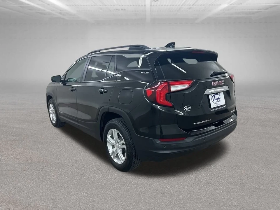 2022 GMC Terrain - Image 9 of 12