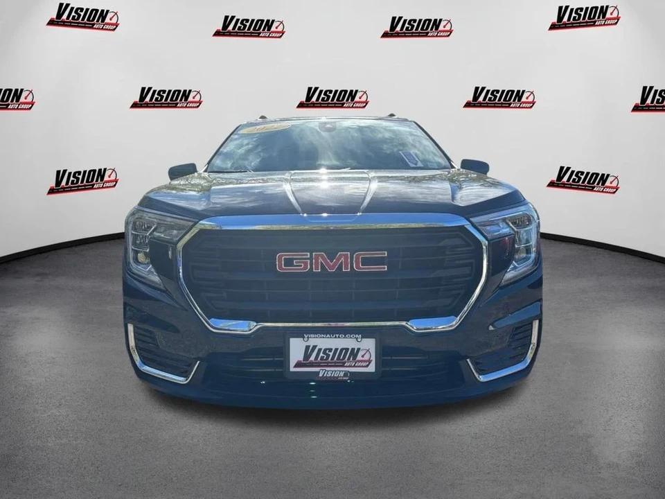 2022 GMC Terrain - Image 2 of 12