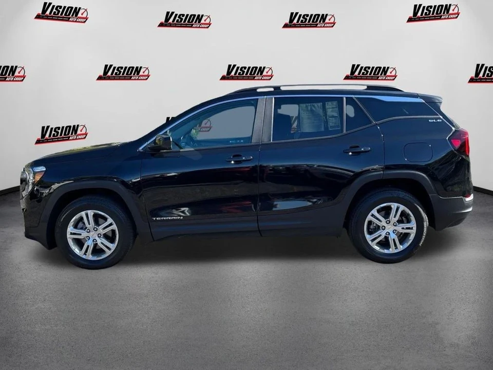 2022 GMC Terrain - Image 8 of 12