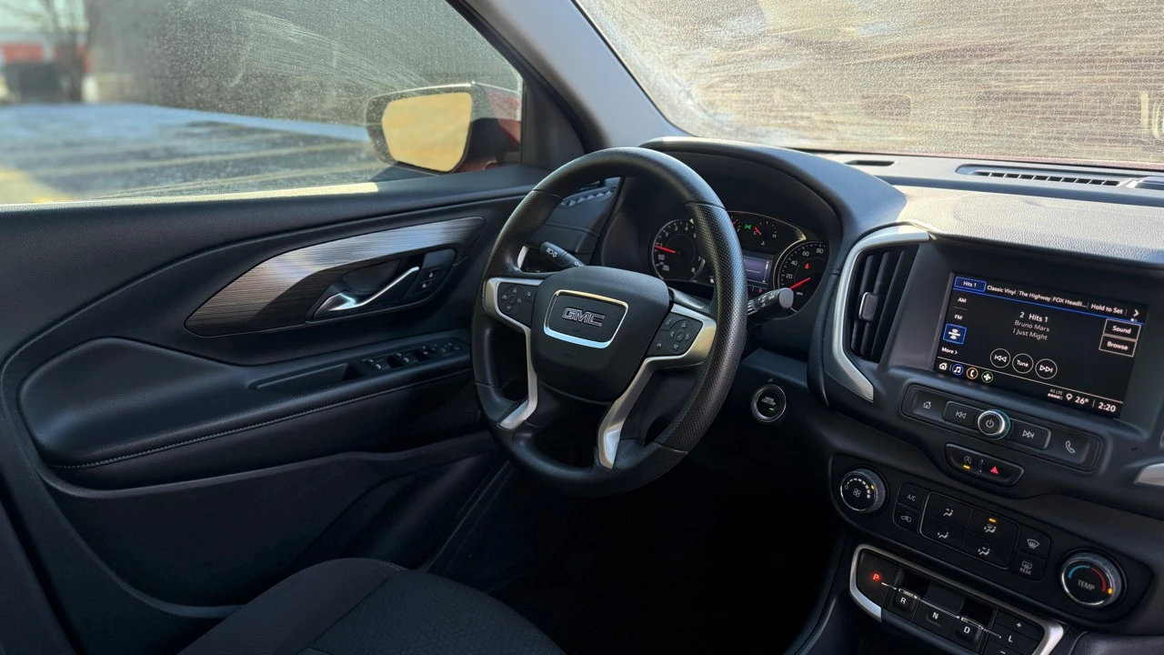 2022 GMC Terrain - Image 13 of 21