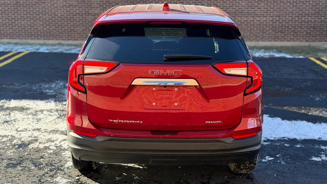 2022 GMC Terrain - Image 6 of 21