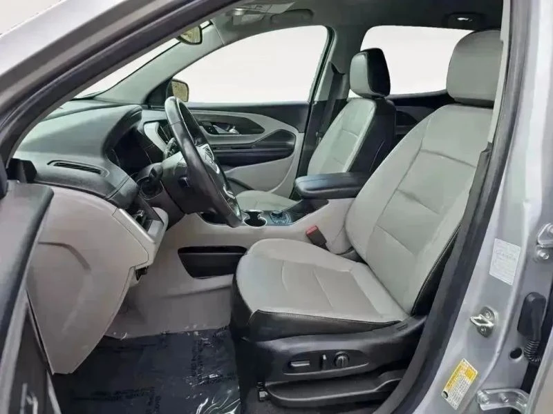 2022 GMC Terrain - Image 9 of 12