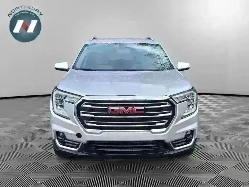 2022 GMC Terrain - Image 8 of 12