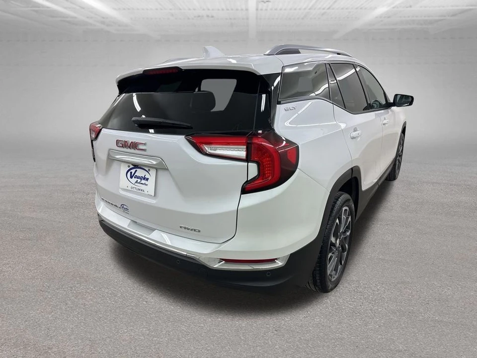 2022 GMC Terrain - Image 11 of 12