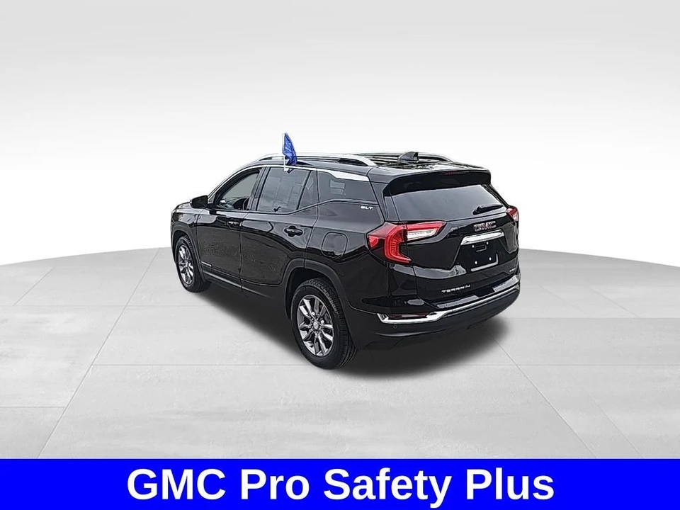 2022 GMC Terrain - Image 5 of 12