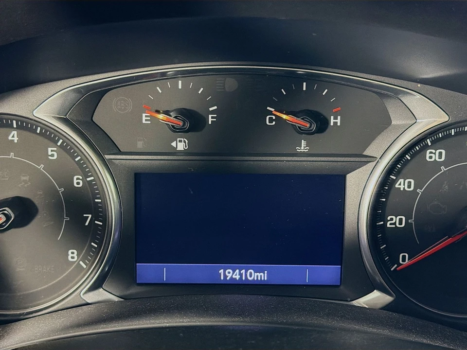 2022 GMC Terrain - Image 15 of 21