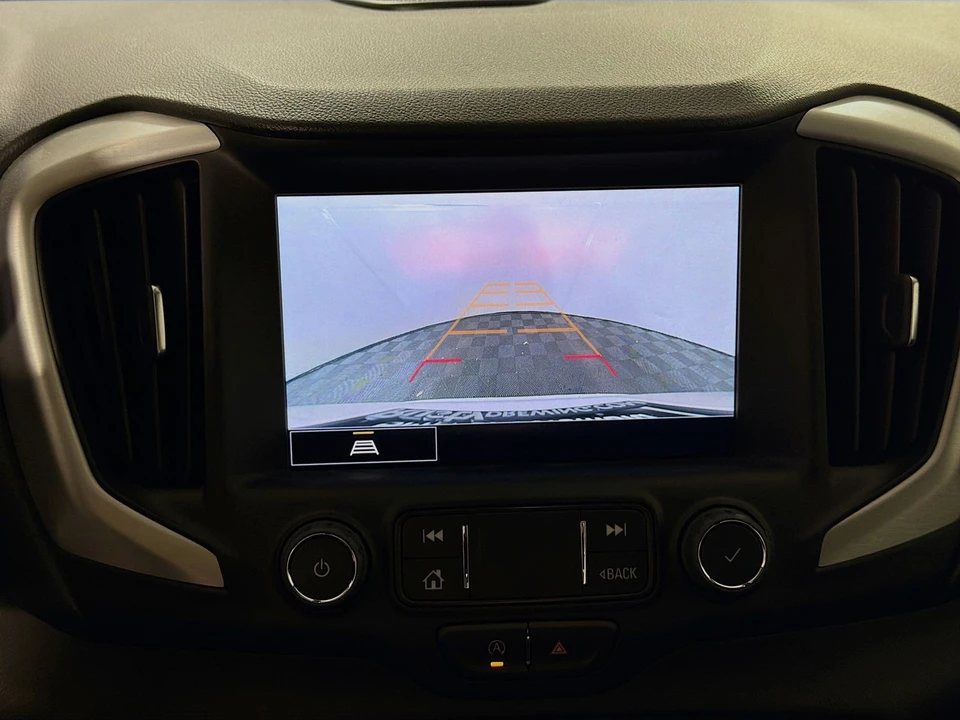 2022 GMC Terrain - Image 18 of 21
