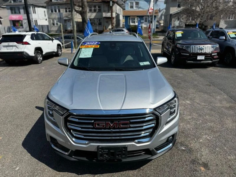 2022 GMC Terrain - Image 4 of 12