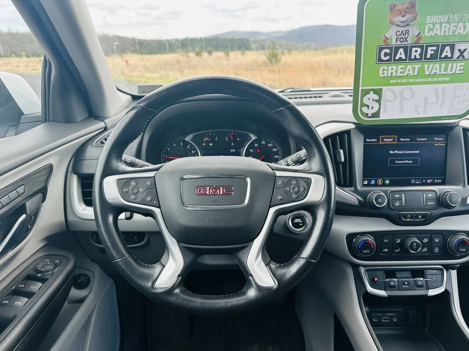 2022 GMC Terrain - Image 18 of 21