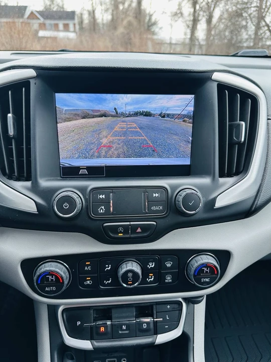 2022 GMC Terrain - Image 19 of 21
