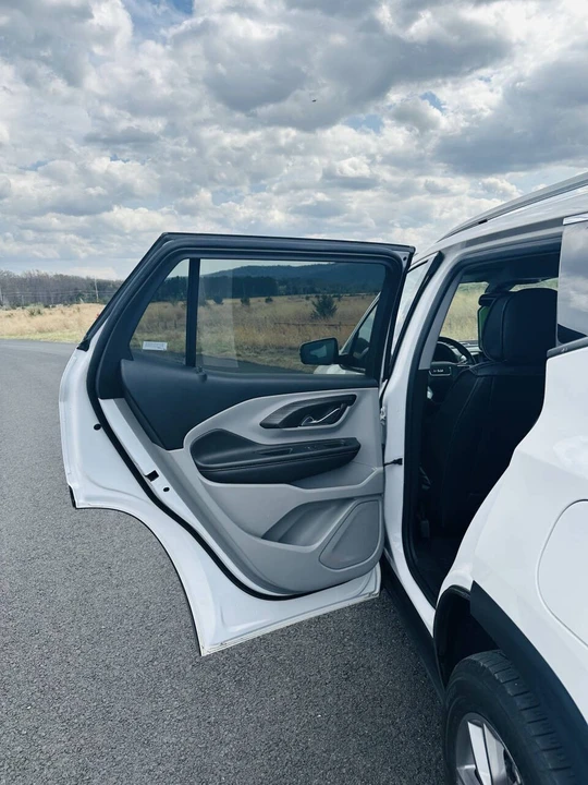 2022 GMC Terrain - Image 8 of 21